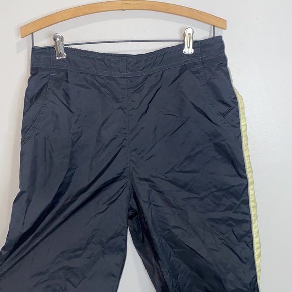 🍂Vintage like Adorable High waisted Nike sweats! - Picture 2 of 8